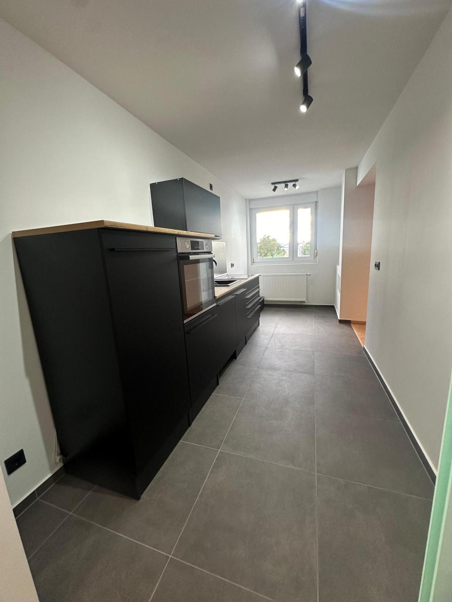 3-zimmer Naehe Messe Appartement