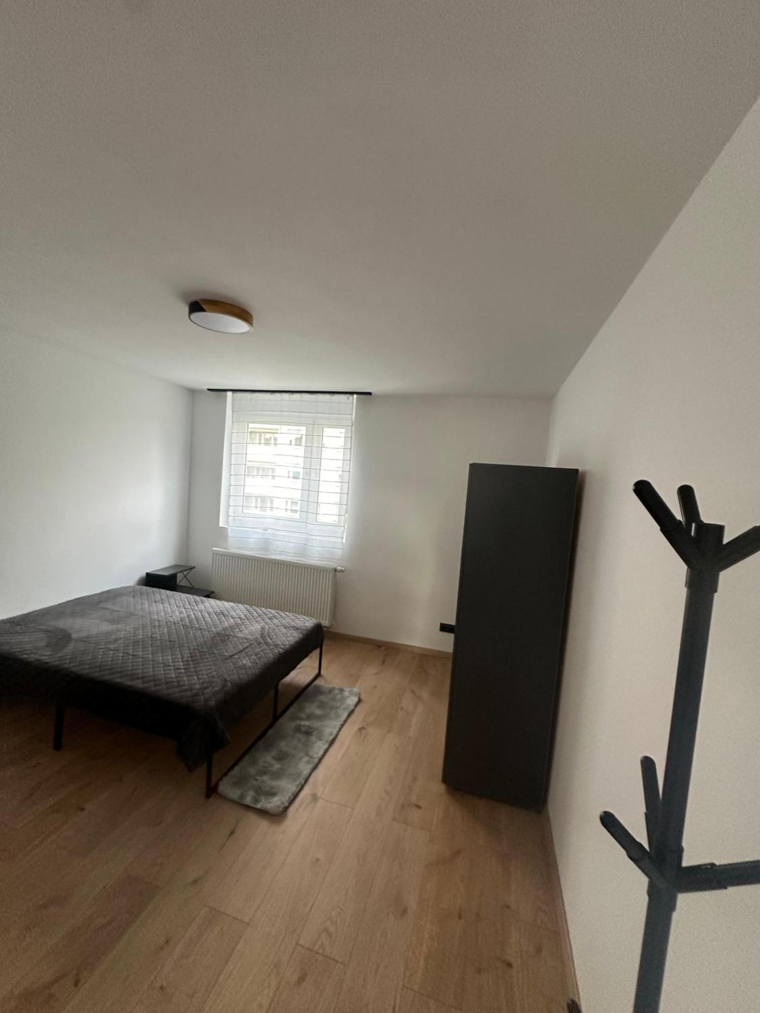 Appartement 3-zimmer Naehe Messe *