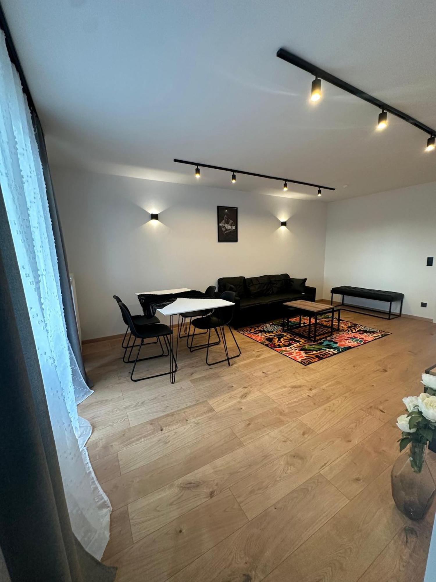 3-zimmer Naehe Messe *